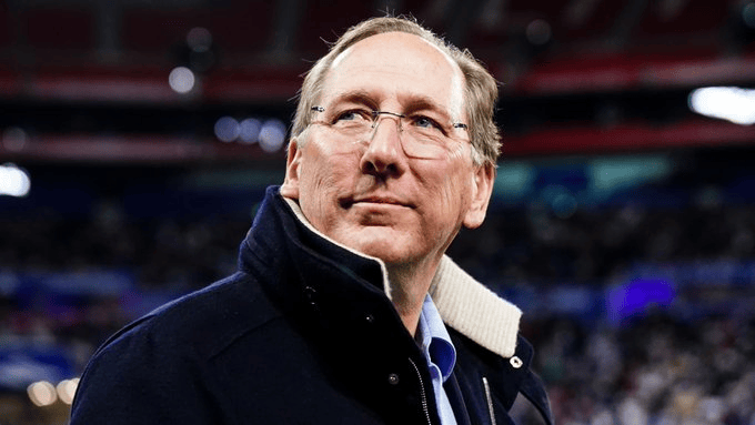 特克托曾是, 其他两名球