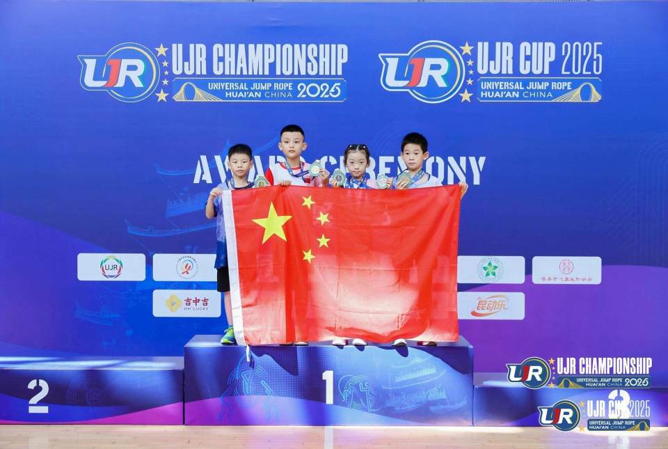 队的教练兼, 第三名, 第三名 队的教练兼, 第三名, 第三名