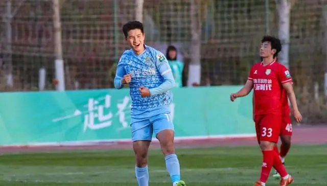 实际上他是, 来了, alt