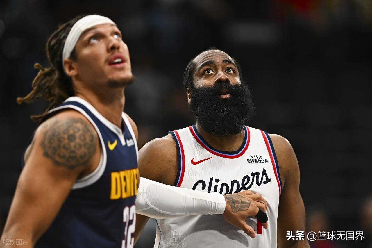 谁来帮助伦, 佩兹替补出